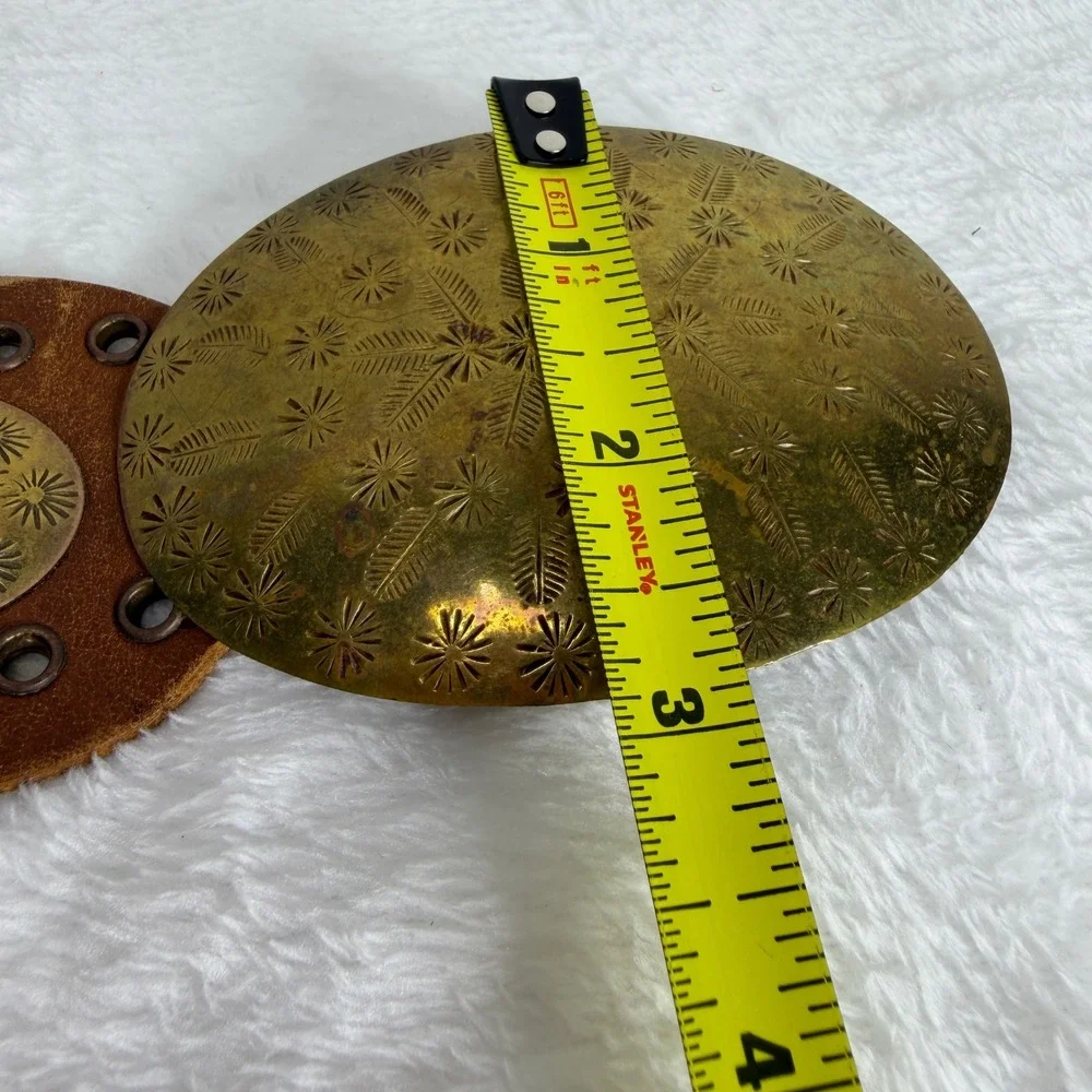 VTG Brown L Leather Link Belt Brass Etched Medallion Oversized Buckle Boho